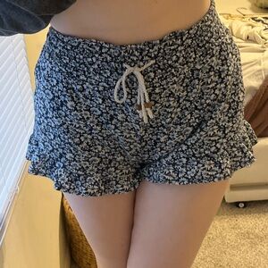 Floral Print Ruffle Hem Shorts